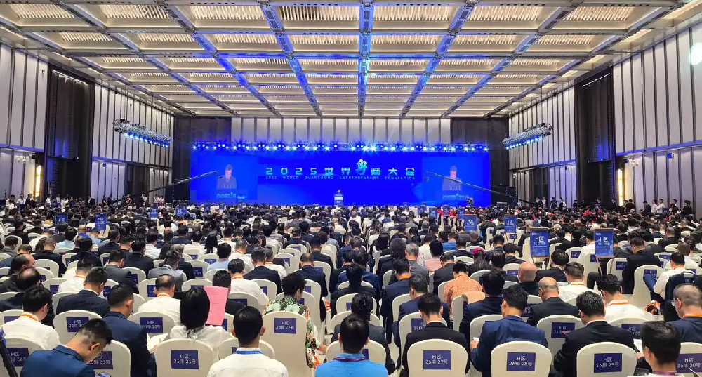 喜報(bào)！沃德精密董事長(zhǎng)任向陽榮獲“廣東省非公有制經(jīng)濟(jì)人士?jī)?yōu)秀中國特色社會(huì)主義事業(yè)建設(shè)者”稱號(hào)